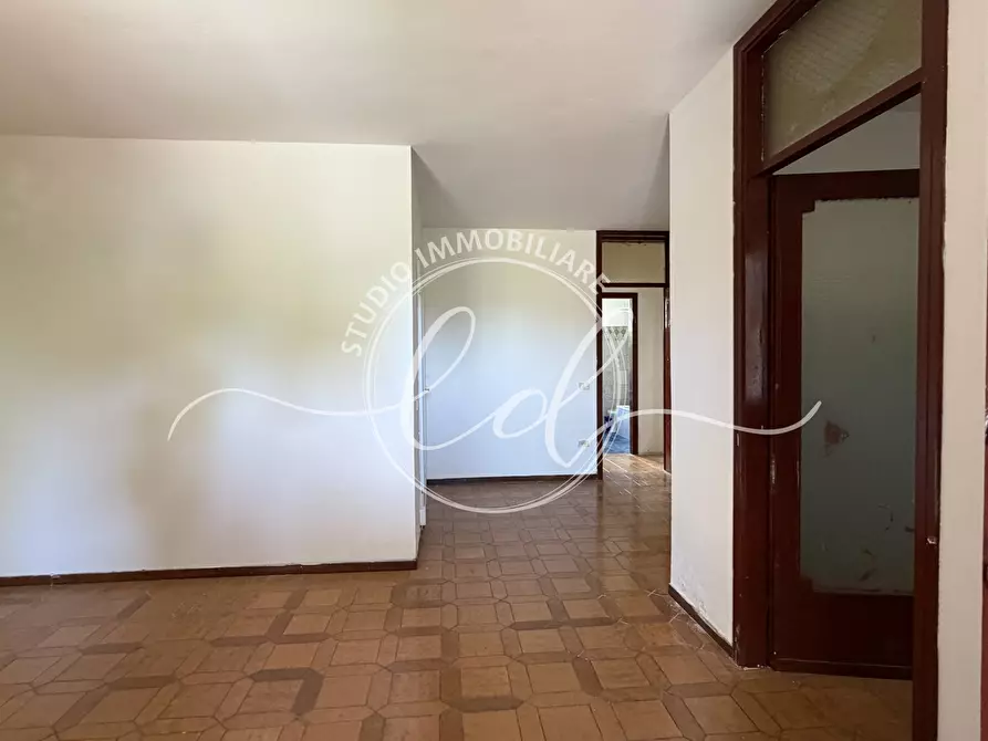 Immagine 4 di Quadrilocale in vendita  a Camaiore