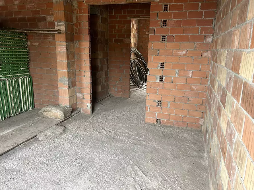 Immagine 6 di Porzione di casa in vendita  a Pietrasanta