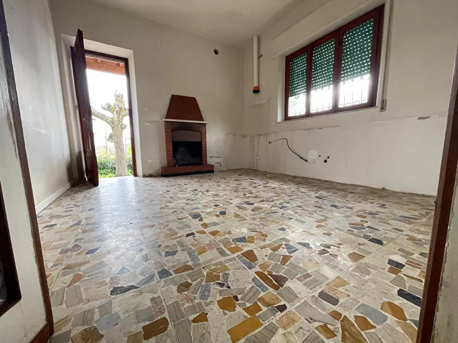 Immagine 11 di Casa indipendente in vendita  a Pietrasanta