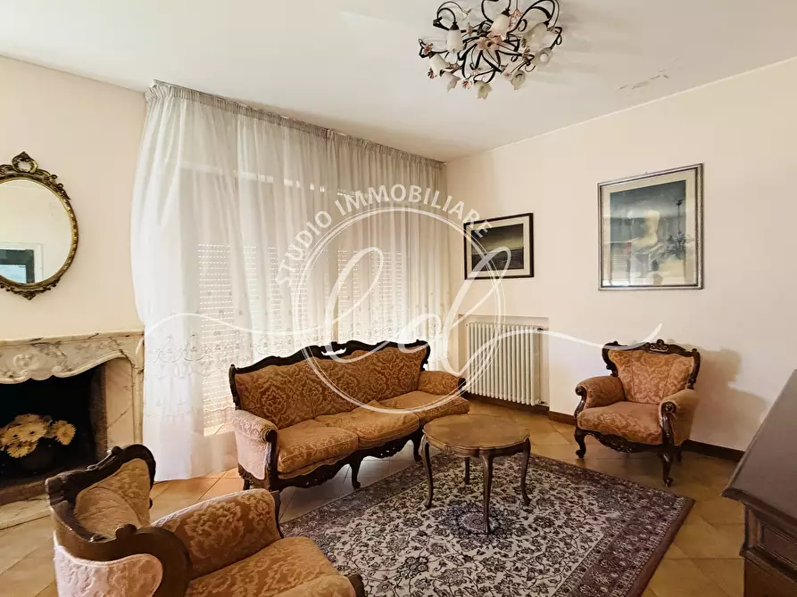 Immagine 46 di Casa indipendente in vendita  a Pietrasanta