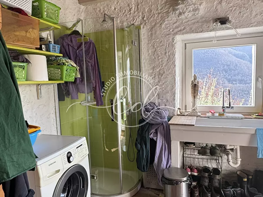 Immagine 39 di Casa indipendente in vendita  a Stazzema