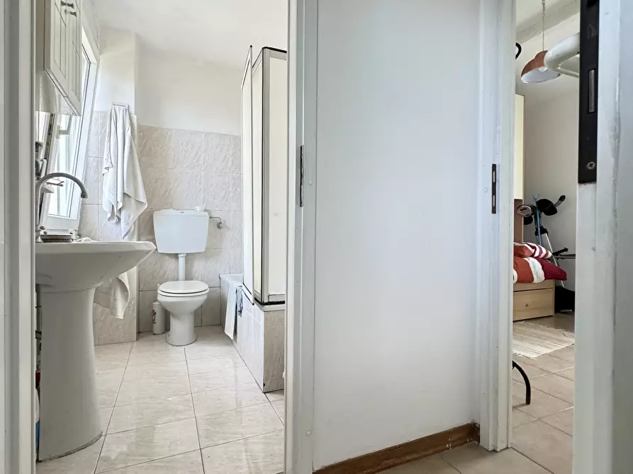 Immagine 34 di Porzione di casa in vendita  a Pietrasanta