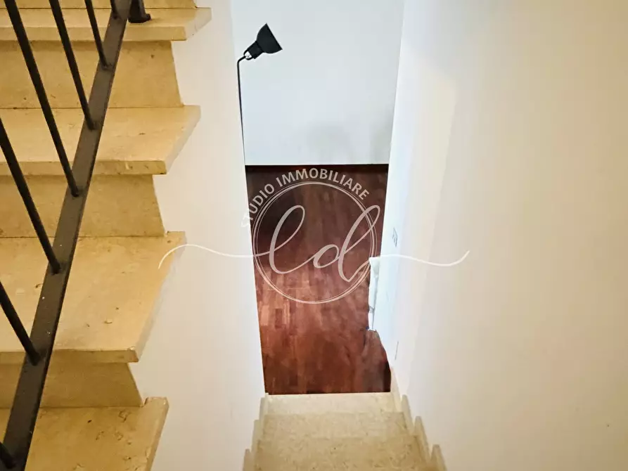 Immagine 54 di Villetta a schiera in vendita  a Pietrasanta