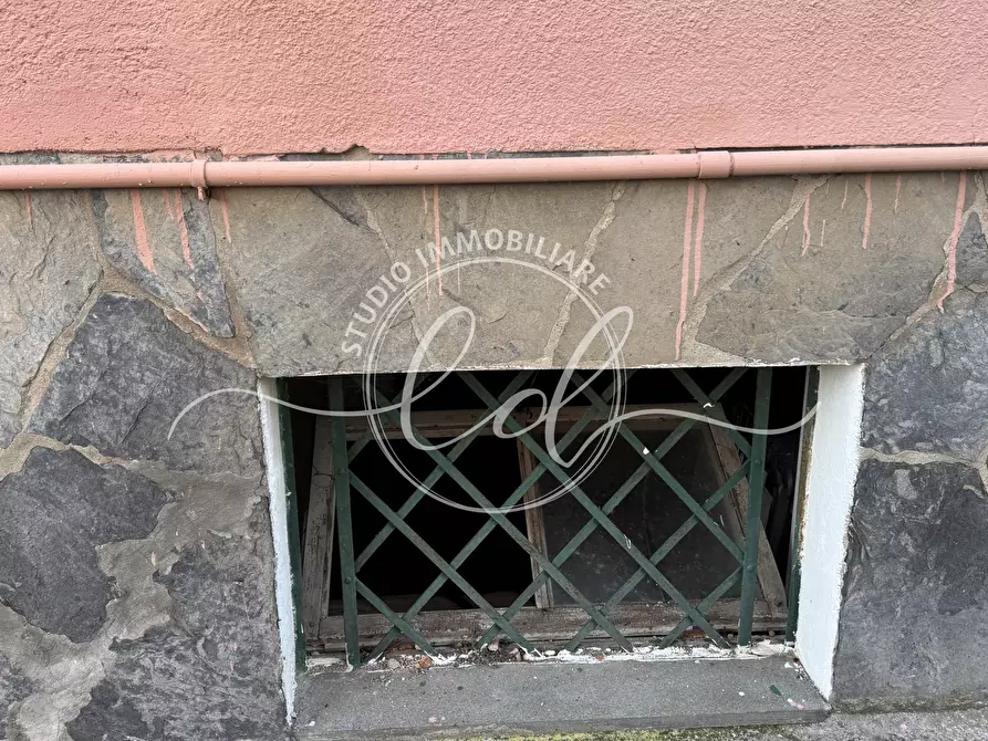 Immagine 52 di Quadrilocale in vendita  a Seravezza