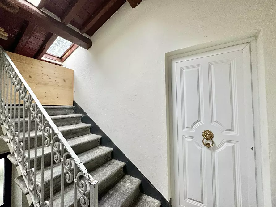 Immagine 31 di Quadrilocale in vendita  a Seravezza