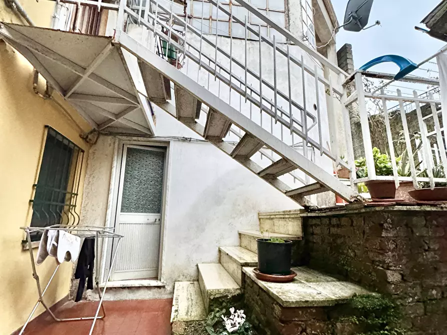 Immagine 50 di Terratetto in vendita  a Seravezza