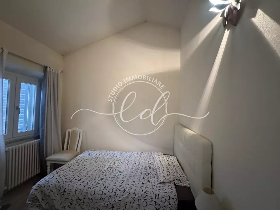 Immagine 65 di Terratetto in vendita  a Seravezza