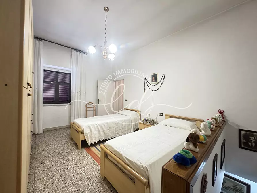 Immagine 27 di Porzione di casa in vendita  a Pietrasanta