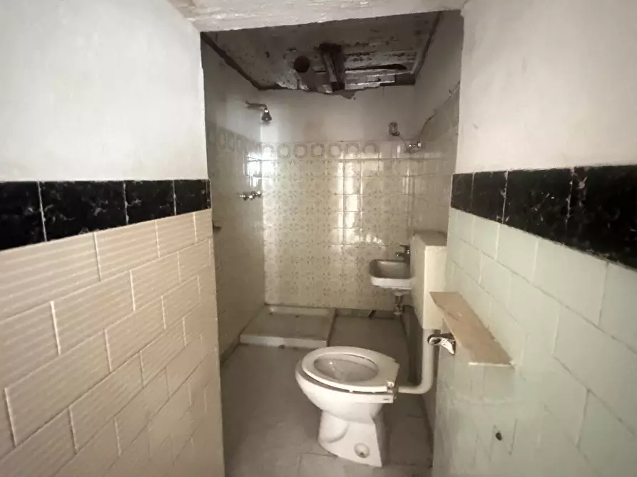 Immagine 29 di Porzione di casa in vendita  a Seravezza