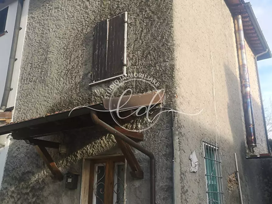 Immagine 7 di Casa semindipendente in vendita  a Camaiore