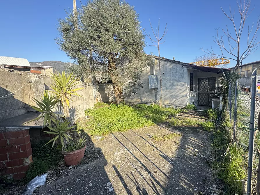 Immagine 19 di Casa indipendente in vendita  a Seravezza