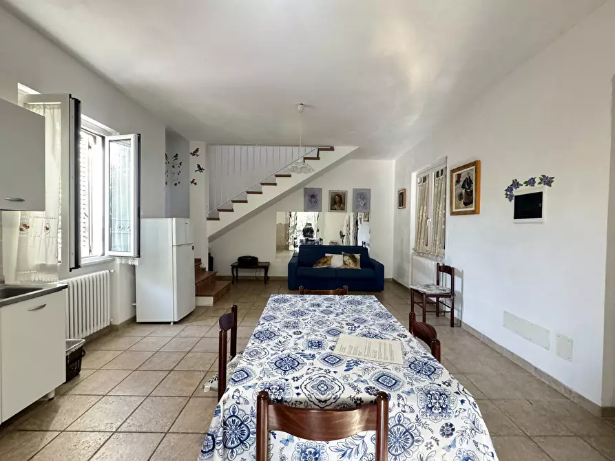 Immagine 14 di Casa indipendente in affitto  a Seravezza