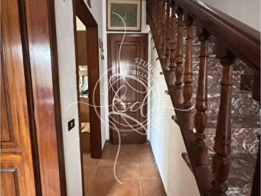 Immagine 9 di Terratetto in vendita  a Camaiore