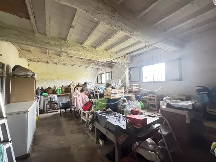 Immagine 52 di Porzione di casa in vendita  a Pietrasanta