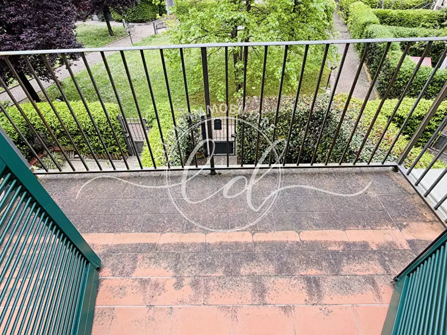 Immagine 37 di Villetta a schiera in vendita  a Pietrasanta