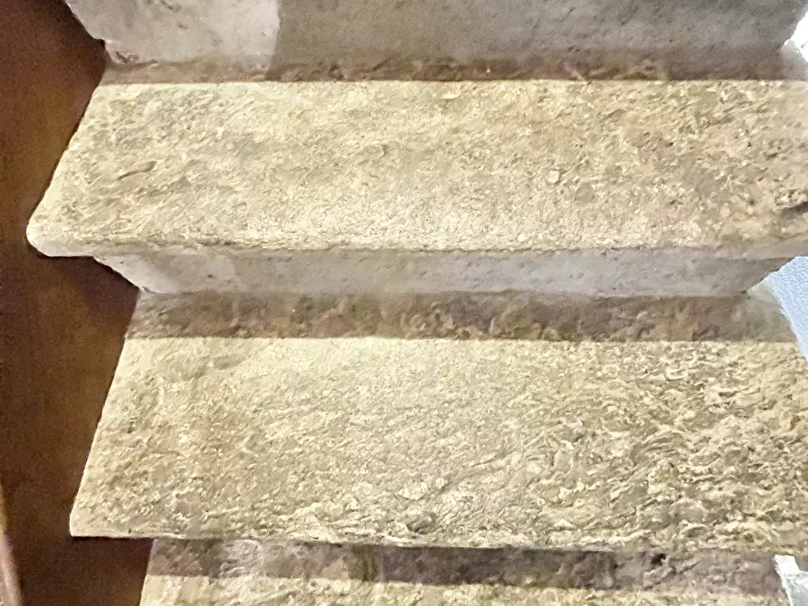 Immagine 55 di Porzione di casa in vendita  a Pietrasanta