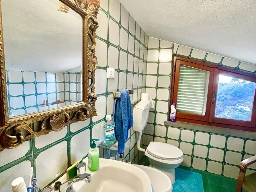 Immagine 48 di Casa indipendente in vendita  a Montignoso