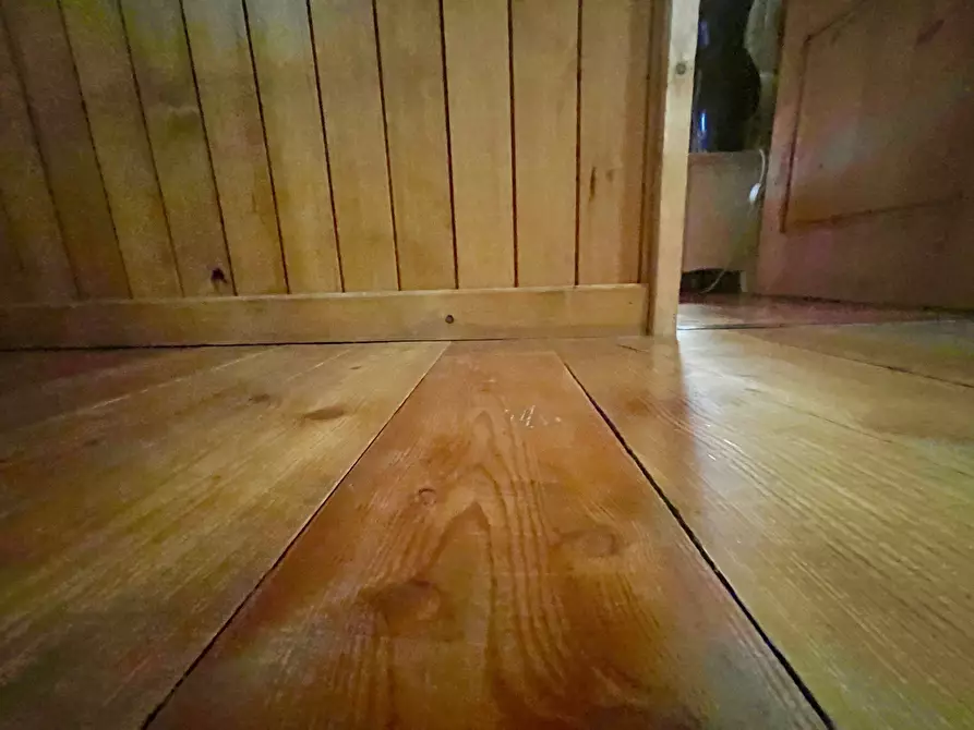 Immagine 16 di Porzione di casa in vendita  a Massarosa