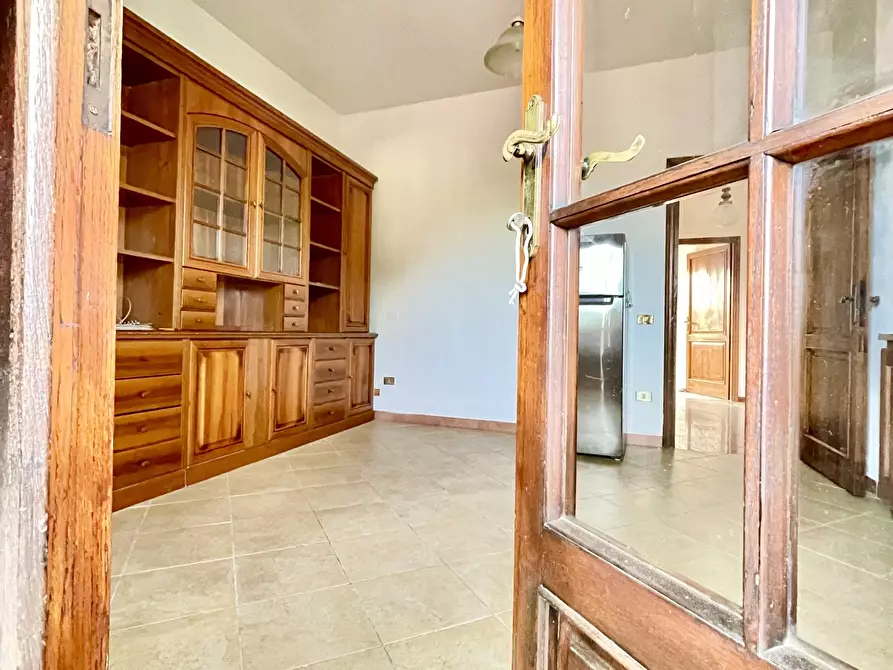 Immagine 3 di Quadrilocale in vendita  a Pietrasanta