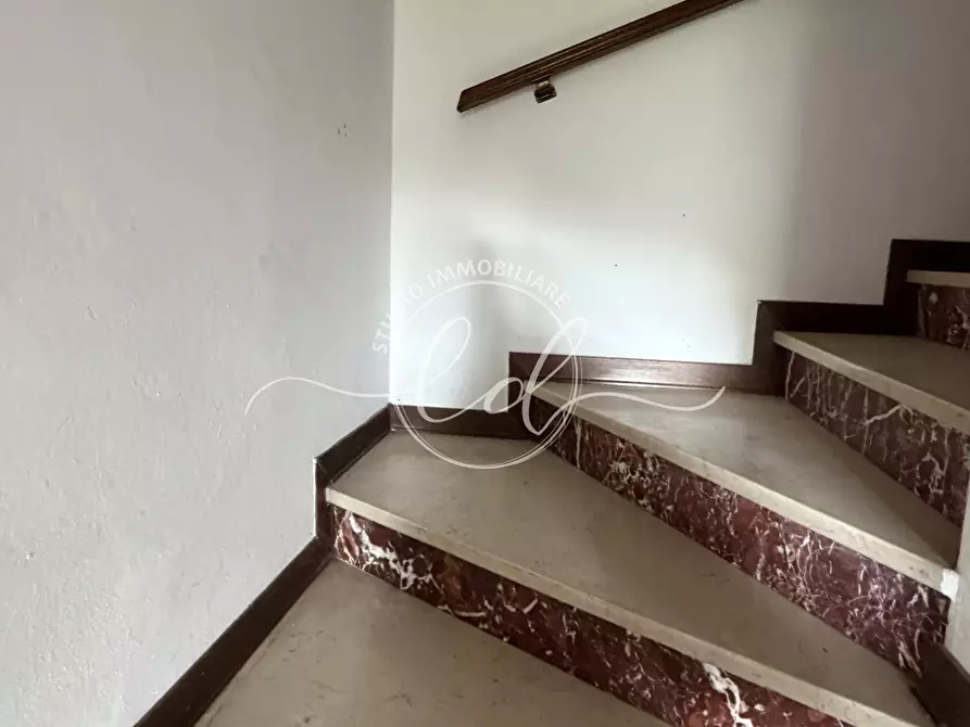 Immagine 19 di Porzione di casa in vendita  a Seravezza