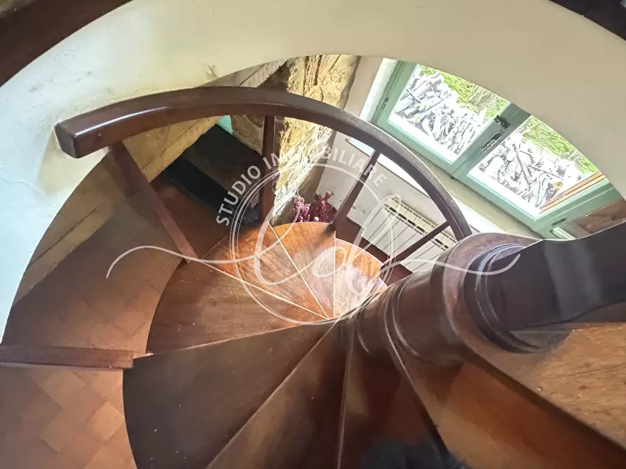 Immagine 65 di Casa indipendente in vendita  a Massarosa