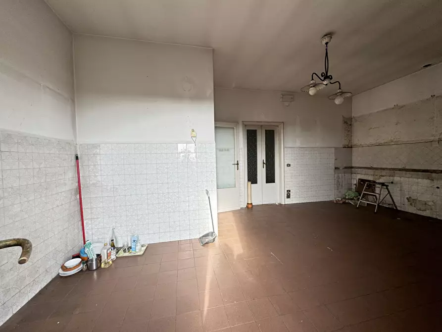 Immagine 33 di Rustico / casale in vendita  a Pietrasanta