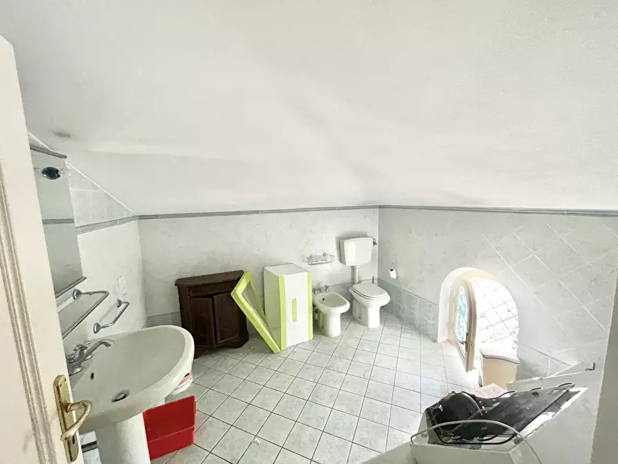 Immagine 32 di Porzione di casa in vendita  a Seravezza