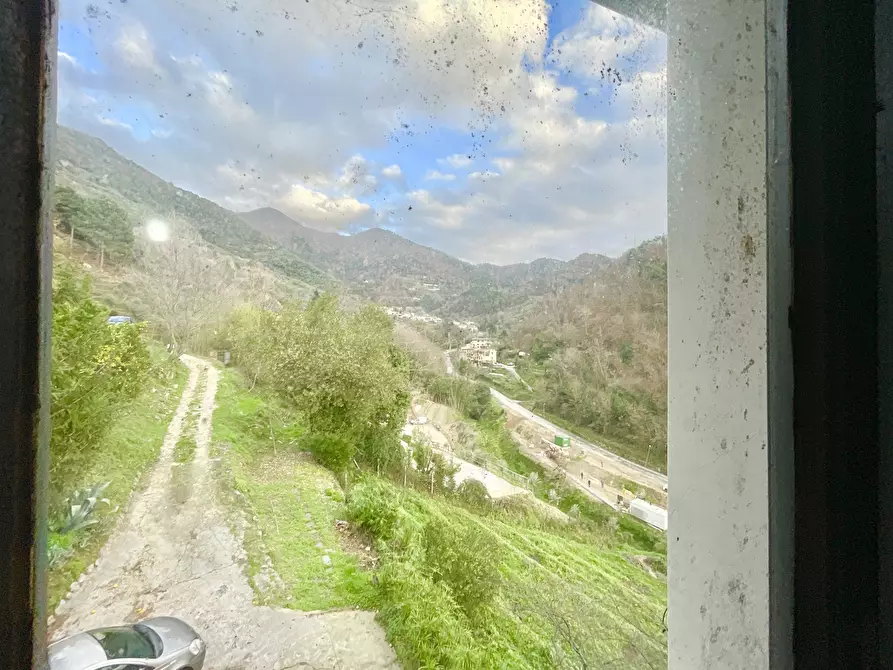 Immagine 7 di Porzione di casa in vendita  a Pietrasanta