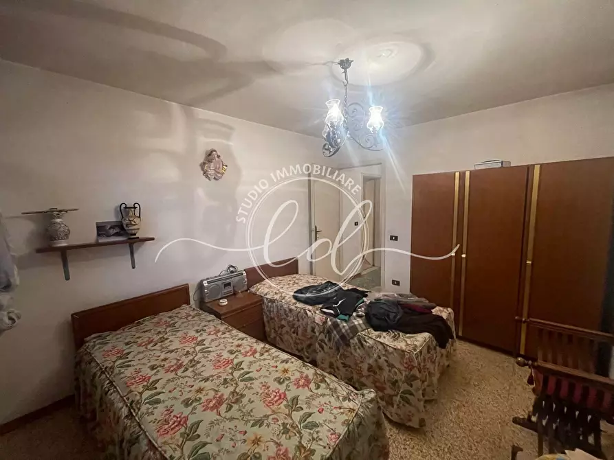Immagine 33 di Casa indipendente in vendita  a Massarosa