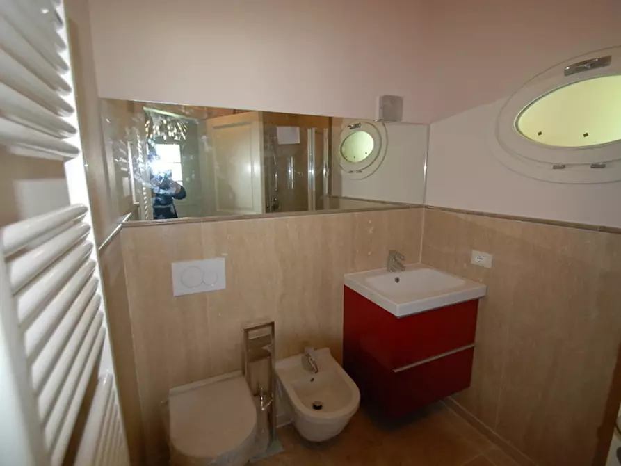 Immagine 76 di Villa in vendita  a Pietrasanta