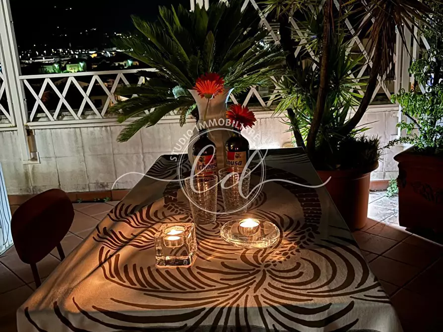 Immagine 2 di Attico in vendita  a Seravezza