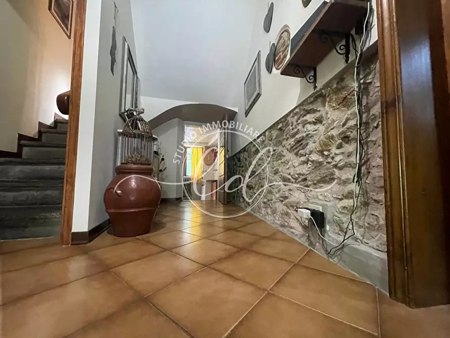 Immagine 12 di Porzione di casa in vendita  a Massarosa