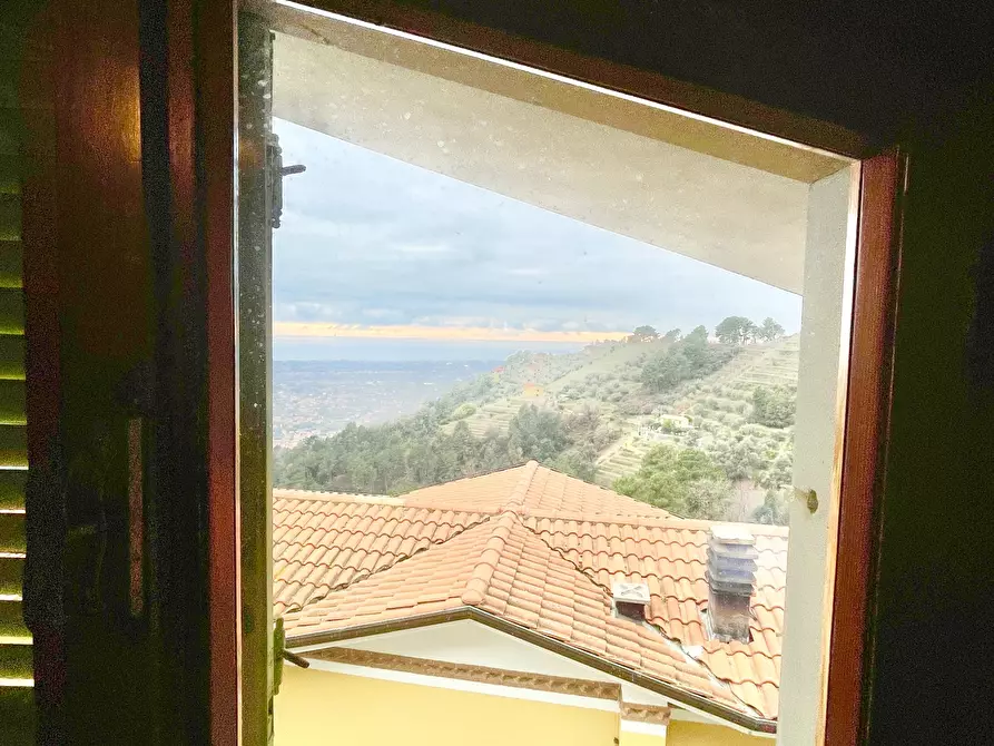 Immagine 47 di Casa indipendente in vendita  a Montignoso