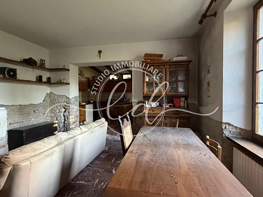 Immagine 10 di Porzione di casa in vendita  a Seravezza