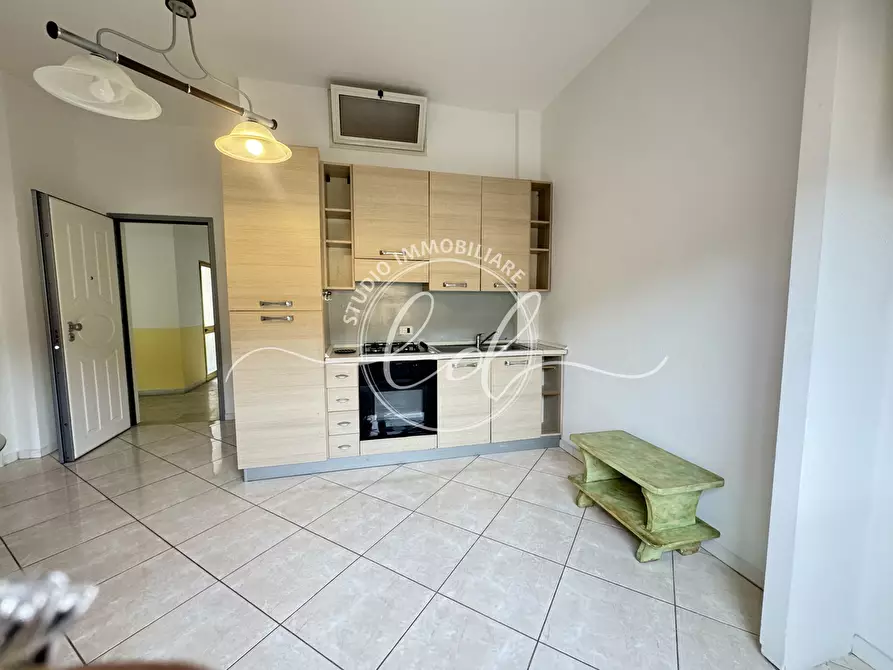 Immagine 6 di Bilocale in vendita  a Pietrasanta