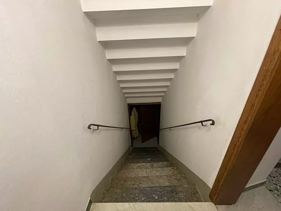 Immagine 48 di Porzione di casa in vendita  a Pietrasanta