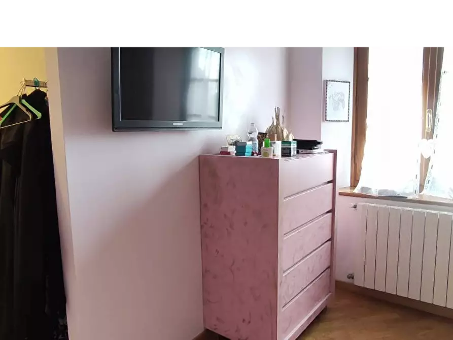 Immagine 21 di Villetta a schiera in vendita  a Seravezza