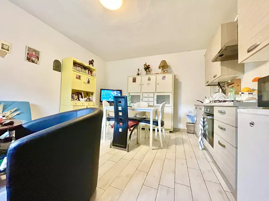 Immagine 8 di Porzione di casa in vendita  a Pietrasanta