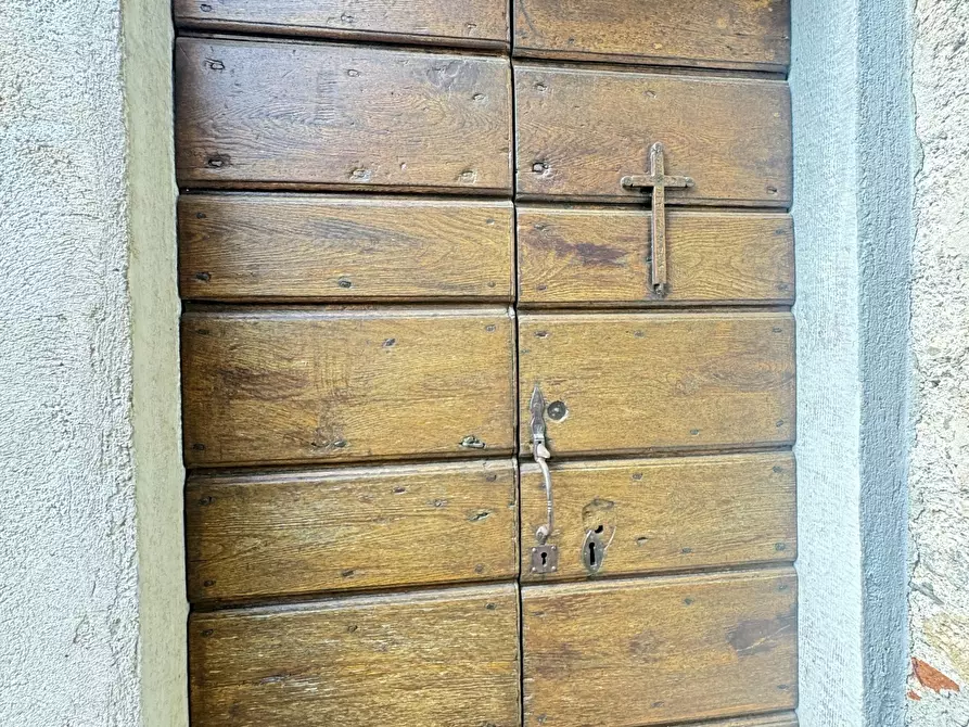 Immagine 37 di Terratetto in vendita  a Camaiore