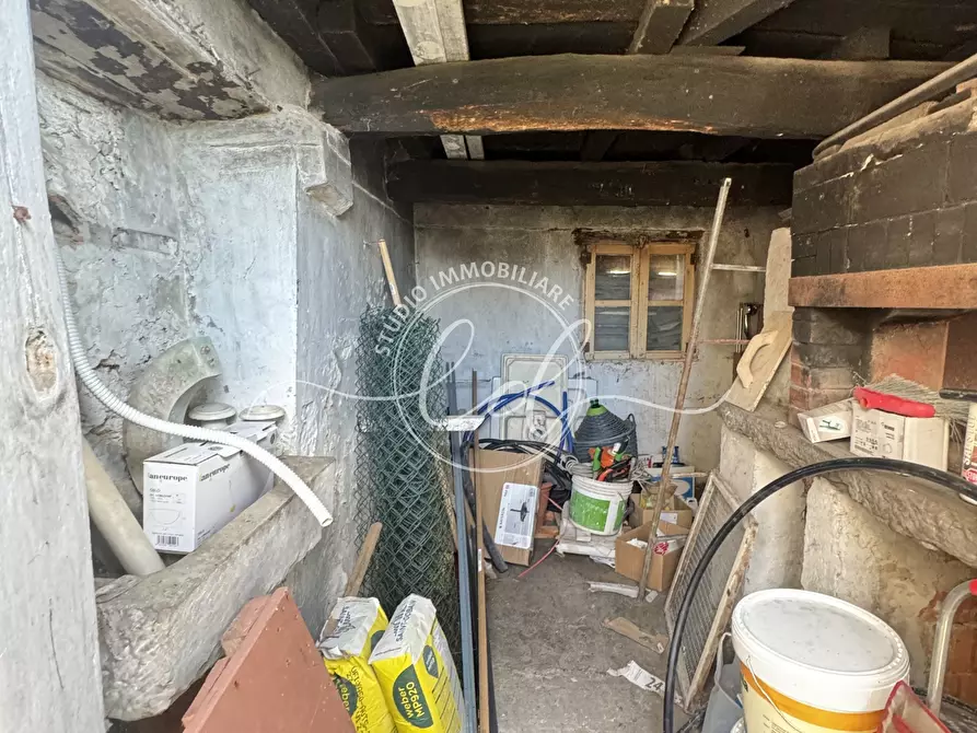 Immagine 4 di Porzione di casa in vendita  a Pietrasanta
