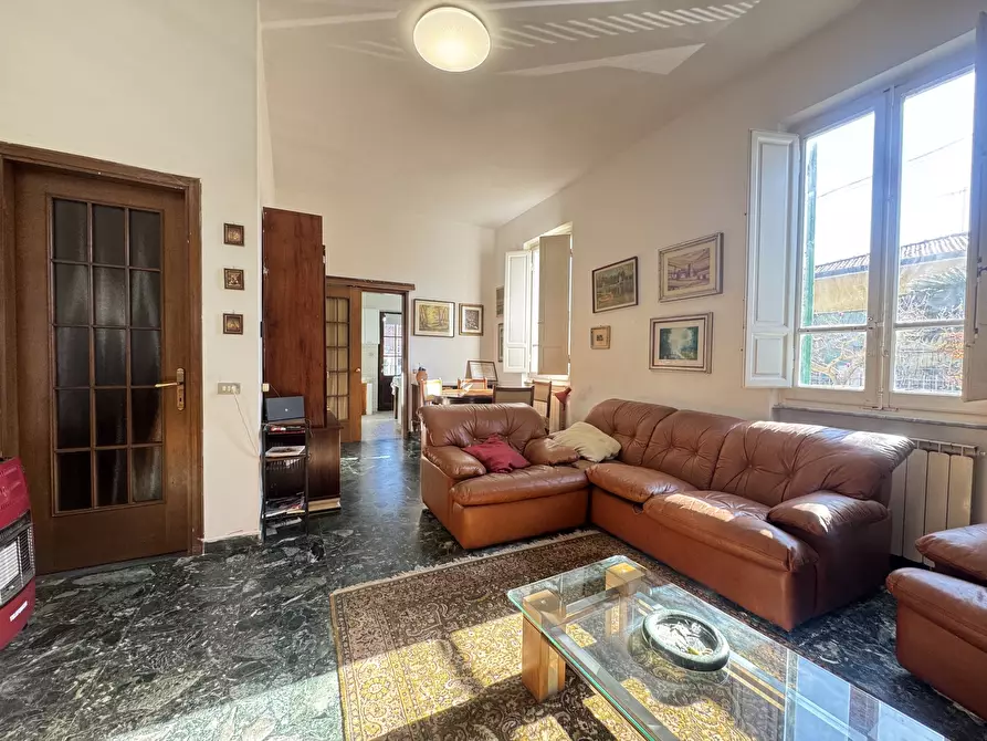 Immagine 22 di Porzione di casa in vendita  a Pietrasanta