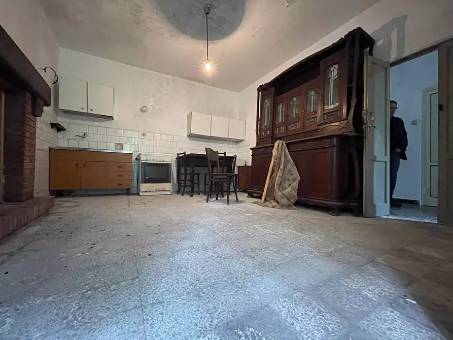 Immagine 52 di Porzione di casa in vendita  a Stazzema