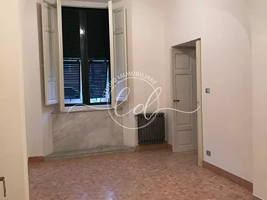 Immagine 15 di Quadrilocale in affitto  a Carrara