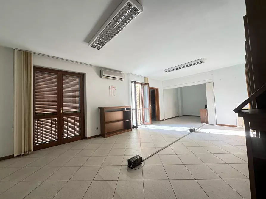 Immagine 6 di Bilocale in vendita  a Montignoso