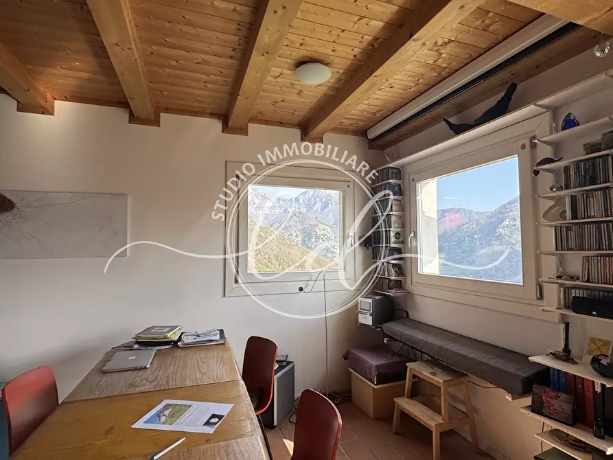 Immagine 21 di Casa indipendente in vendita  a Stazzema