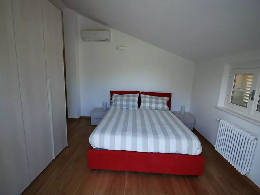 Immagine 91 di Villa in vendita  a Pietrasanta