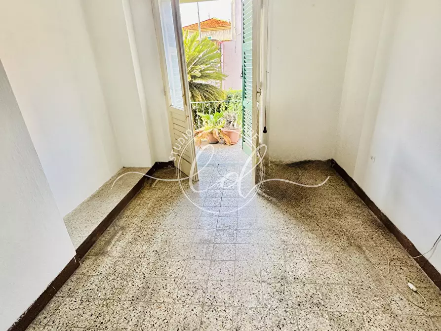 Immagine 35 di Quadrilocale in vendita  a Seravezza