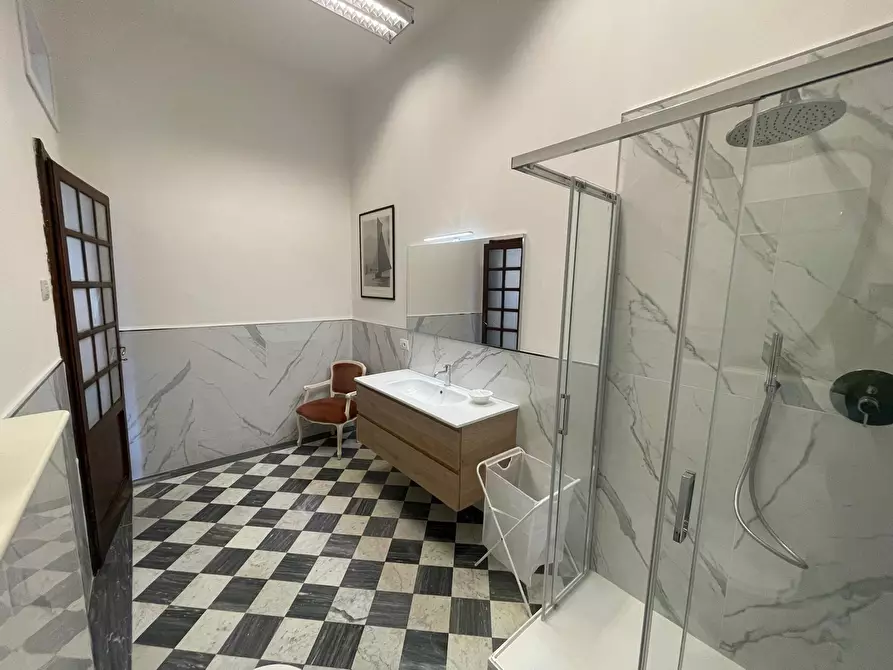 Immagine 84 di Rustico / casale in vendita  a Pietrasanta