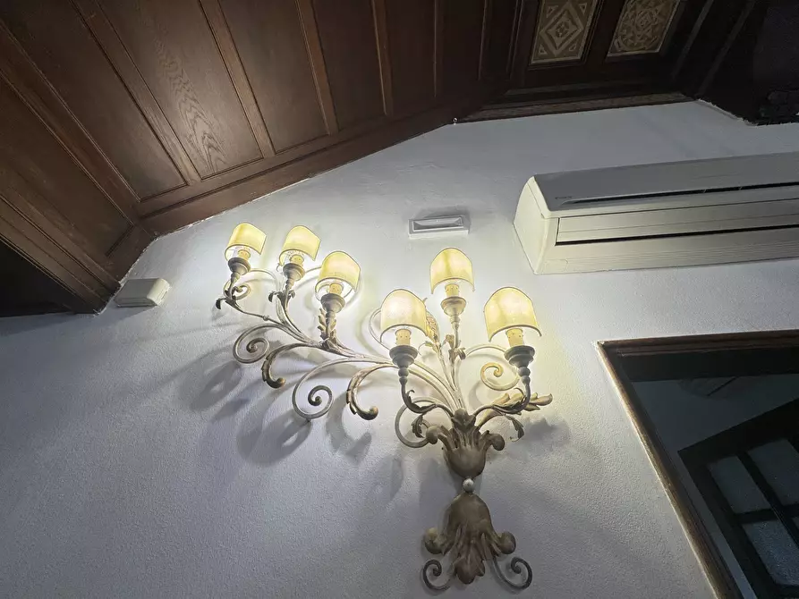 Immagine 24 di Rustico / casale in affitto  a Pietrasanta