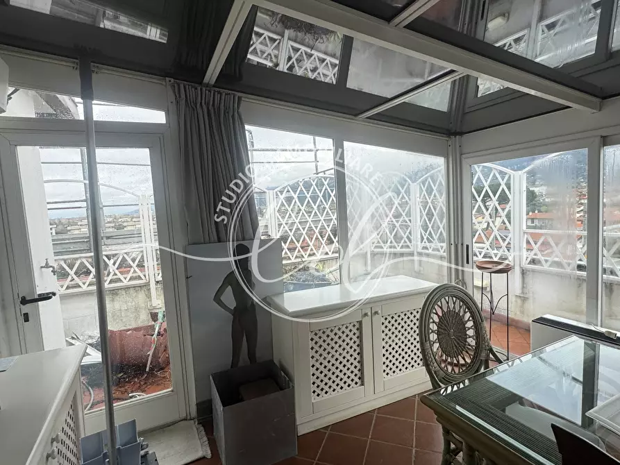 Immagine 15 di Attico in vendita  a Seravezza